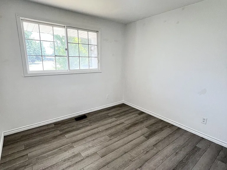 3388 Marlin Ct #UPPER — Photo 8