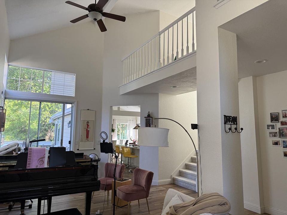 1st image of 57 Summer Hill Ct
