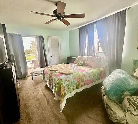 4th image of 4037 Hythe C