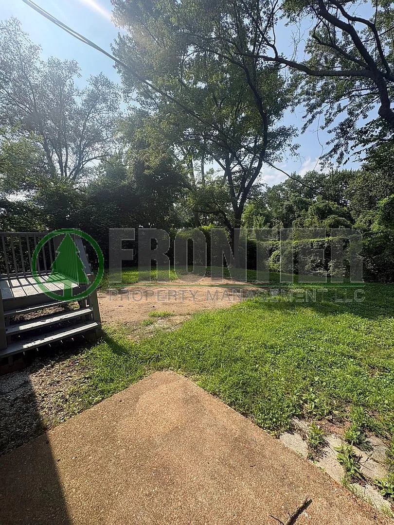 Ready now! 159 Ben Nevis Rd., St. Louis, MO 63137 — Photo 2
