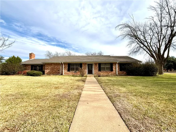 255 Cross Creek Rd, Mc Gregor, TX 76657
