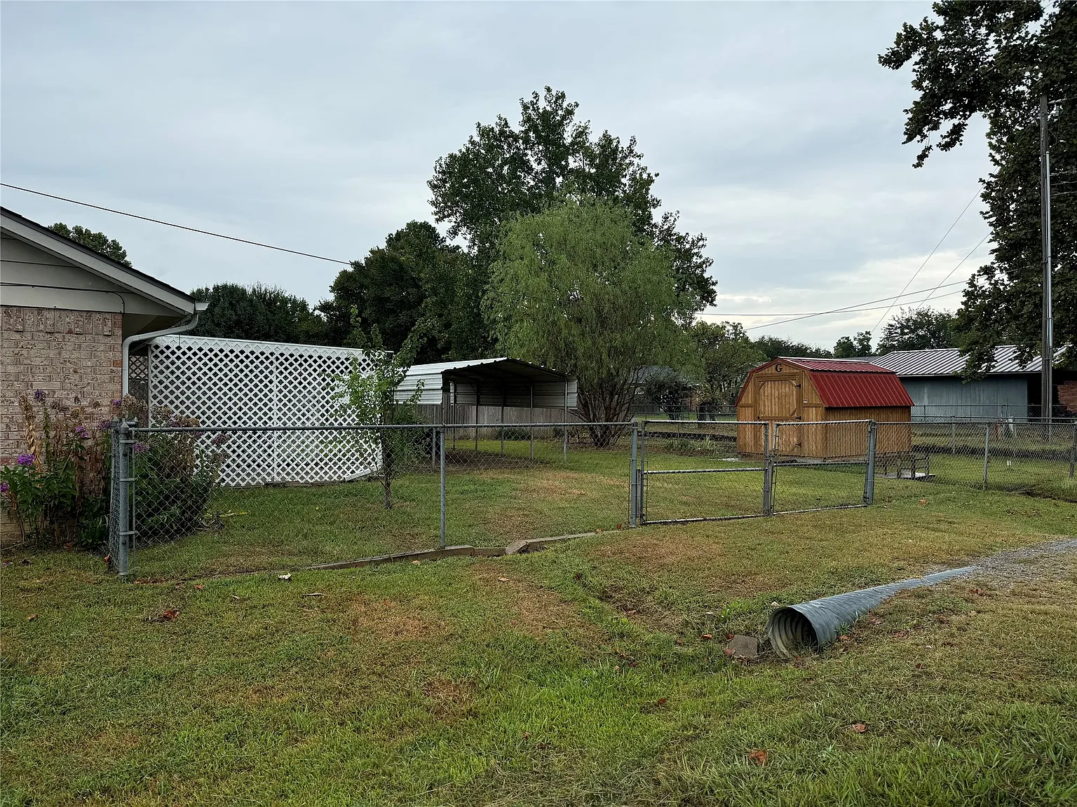 3 bed, 2.5 bath, 1592 sqft, $1,500 — Photo 4