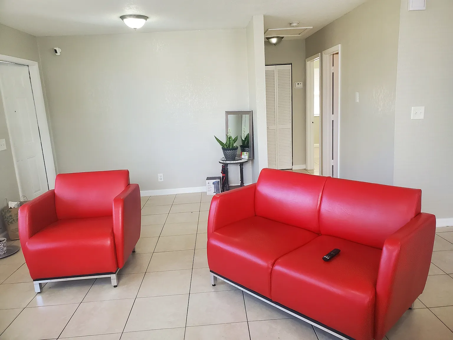 3 bed, 1274 sqft, $900 — Photo 4