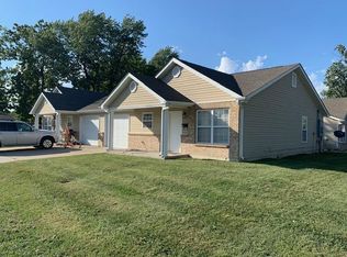 631 Washington St, Hawk Point, MO 63349