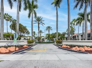 7925 SW 104th St APT 203-E, Coral Gables, FL 33156