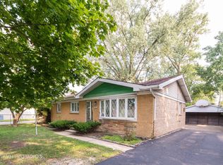 6421 W 82nd St, Burbank, IL