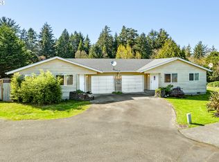 547 Vine Maple Ct, Cannon Beach, OR 97110