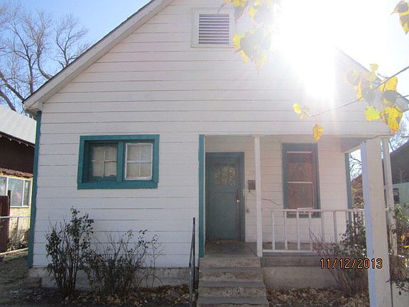 2nd image of 710 E 7th St