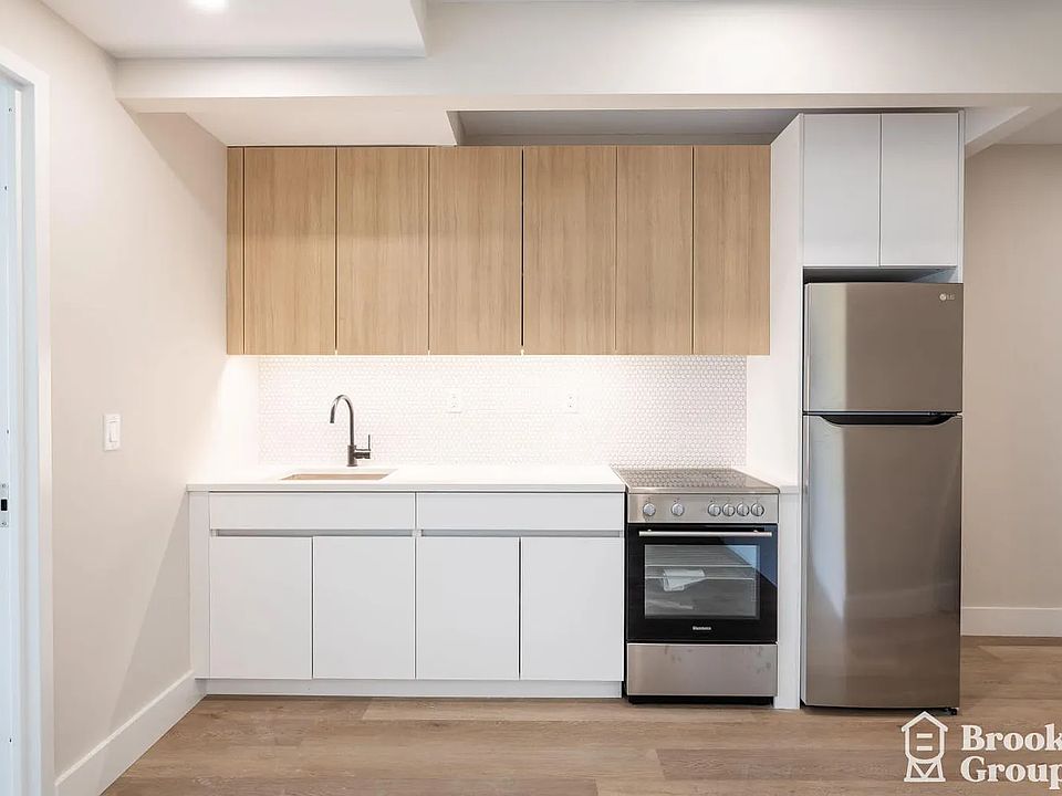 1st image of 1711 Hancock St #707