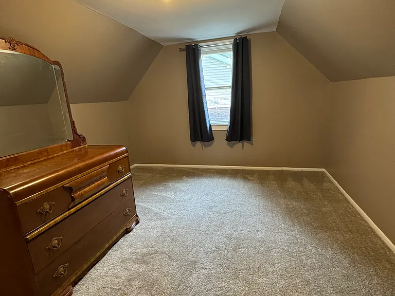908 Troy Rd — Photo 13