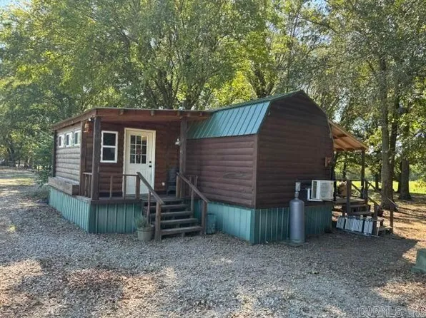 366 Jaybird Ln, Searcy, AR 72143