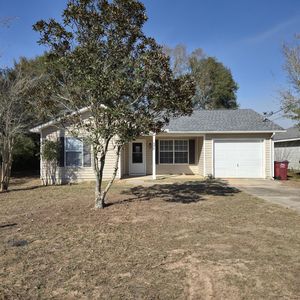 292 E North Ave, Crestview, FL, 32536