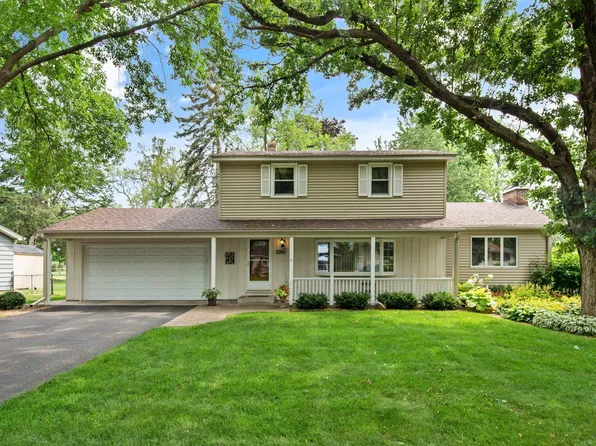 2168 Southwood Dr, White Bear Lake, MN 55110