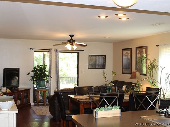 4th image of 155 Ventura Dr #1B