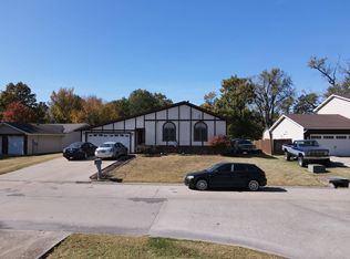 9 Gemstone Dr, Granite City, IL