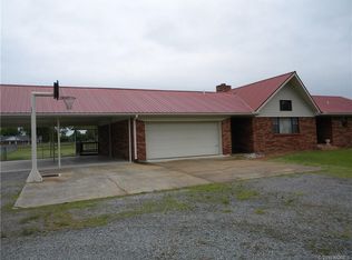 301 Peach St, Locust Grove, OK 74352
