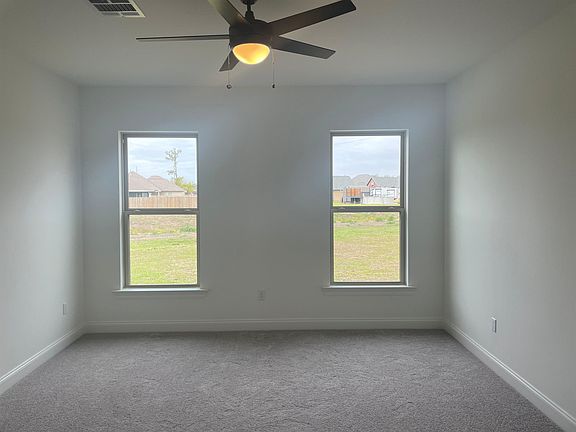 4th image of 355 Rue Evangeline