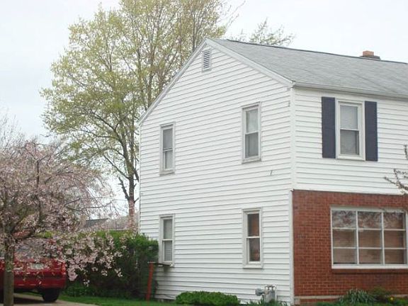 2nd image of 4114 Elmwood Ave