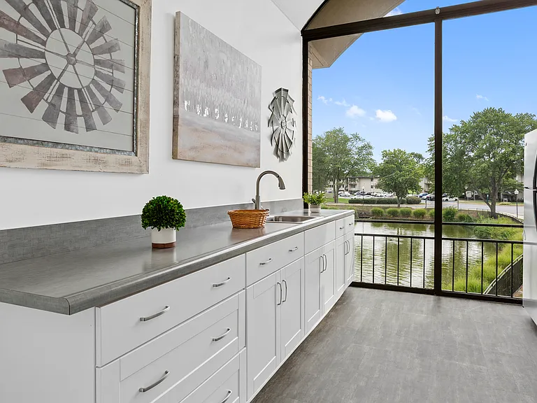 Seven Springs Apartments — Photo 32