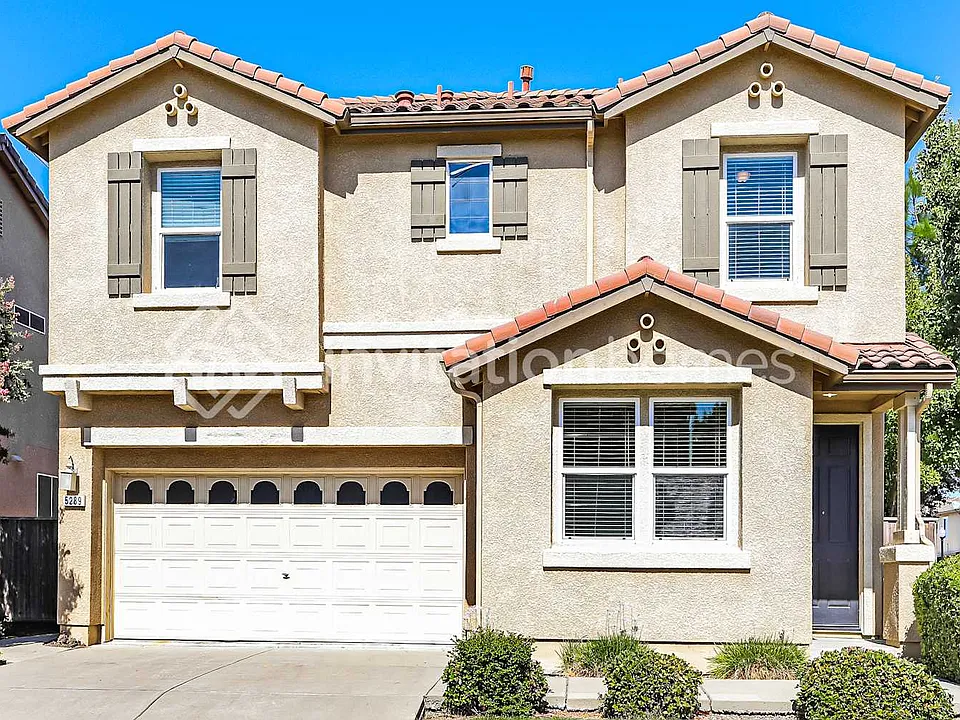 5289 Moonlit Bay Way