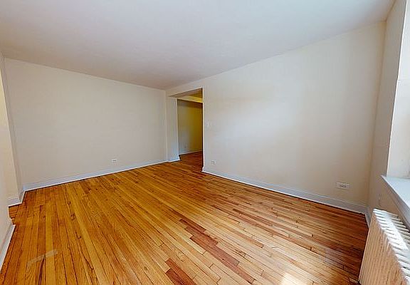 3rd image of 2050 21st Dr APT 2B
