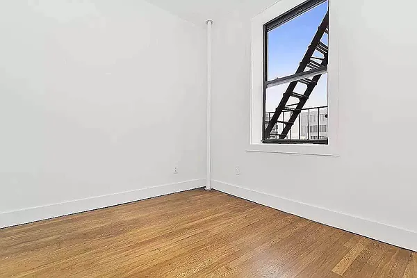 Rented by MOTION New York | media 4