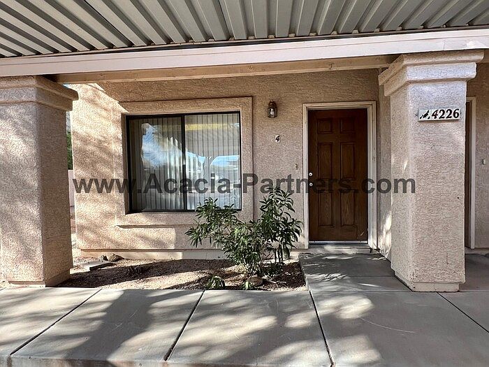 1st image of 4226 E Monte Vista Dr Unit 4