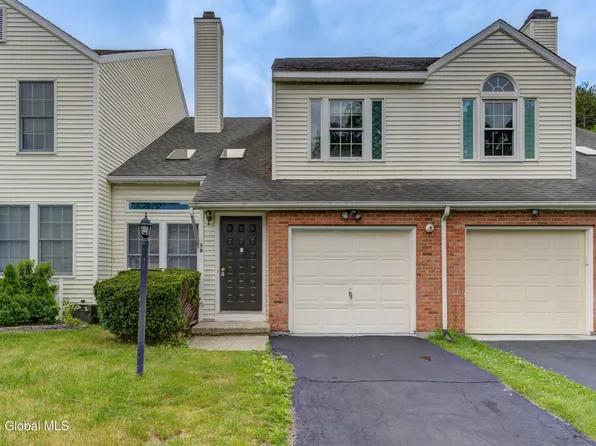 5D Tupelo Dr., Halfmoon, NY 12065