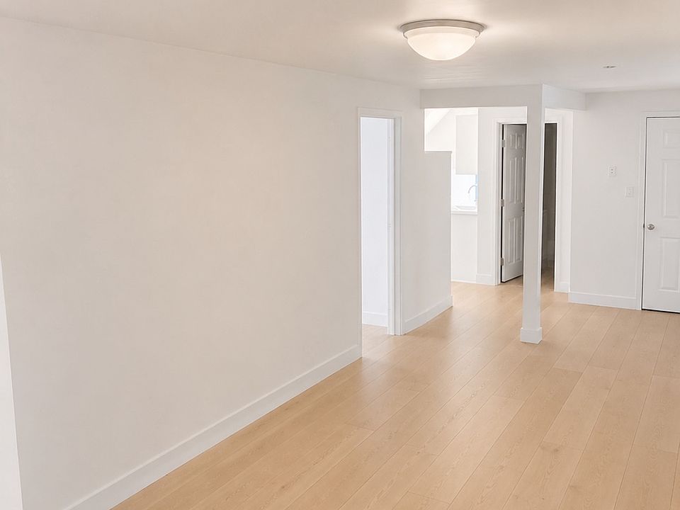 1st image of 87 High St #3