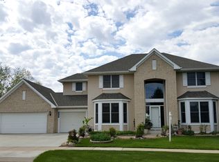 7345 Jewel Ln N, Maple Grove, MN 55311