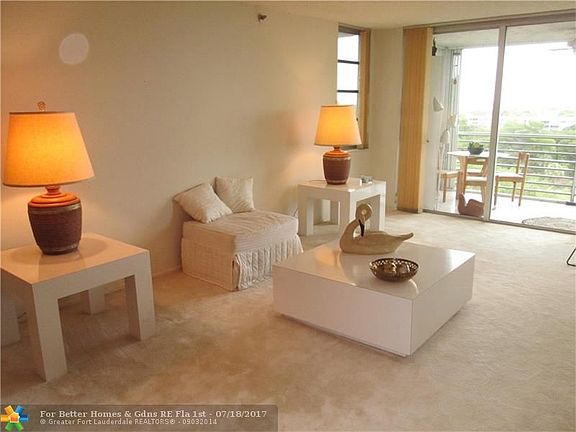 3rd image of 625 Oaks Dr APT 1007