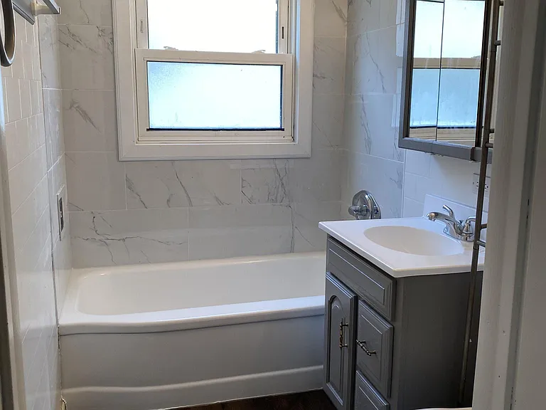 17155 Lorenz Ave — Photo 3
