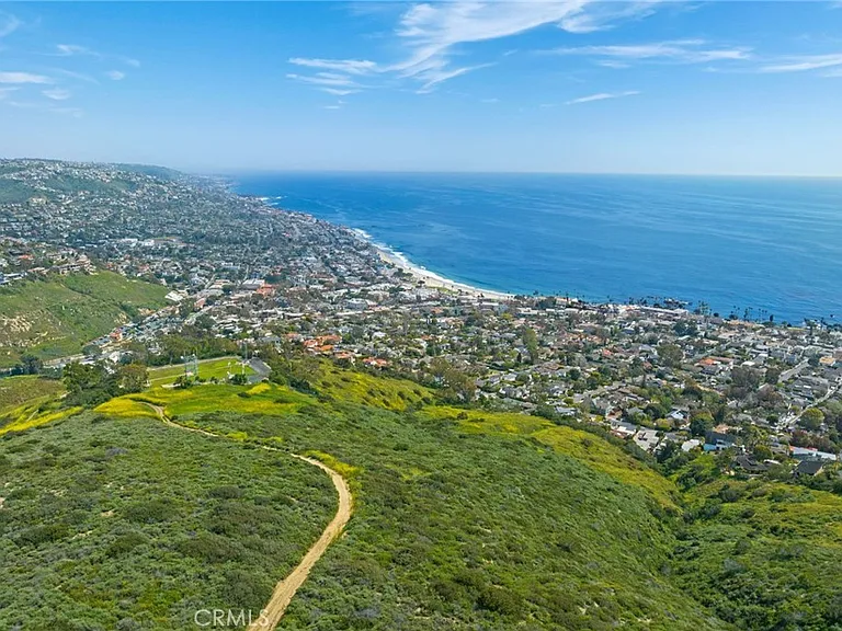 215 Monterey Dr — Photo 30