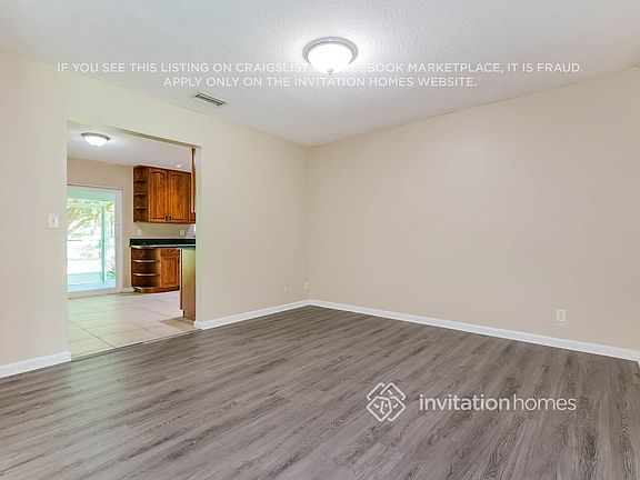 5th image of 112 Granada St