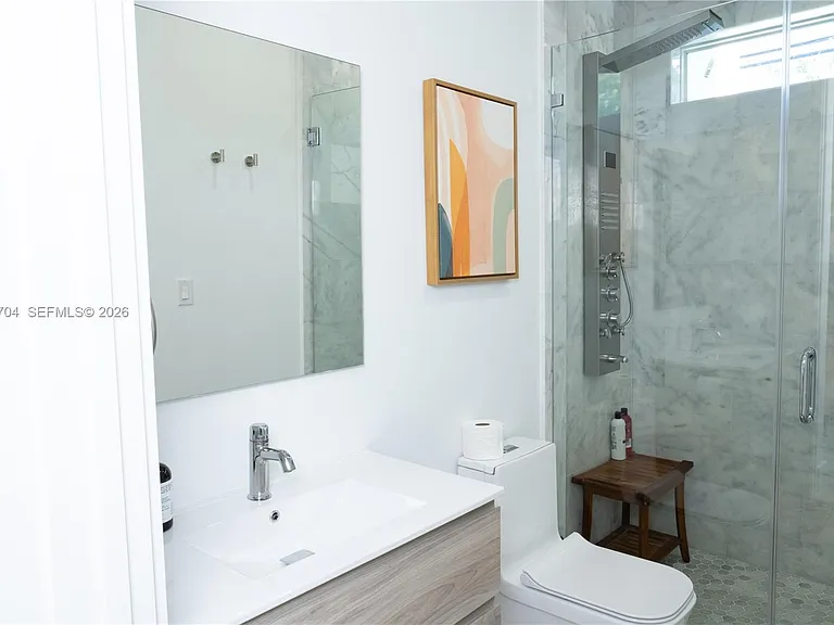 3524 SW 25th Ter — Photo 10