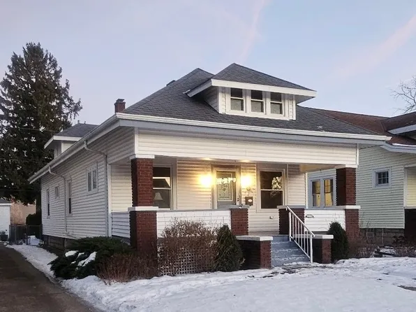 1302 Waverly Rd, Sandusky, OH 44870