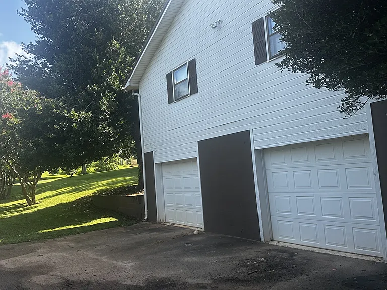 2160 Lovvorn Rd — Photo 6