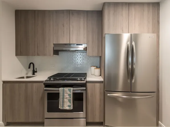 1277 East 14th Street 209B image 2 of 16