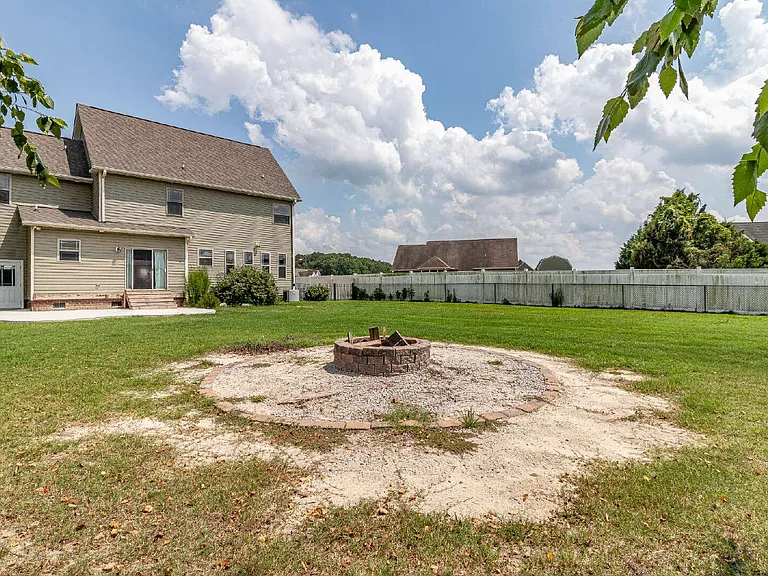 303 Glenn Laurel Dr — Photo 42