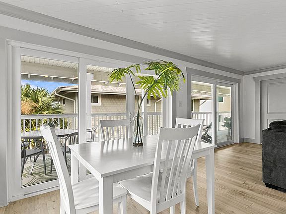 4th image of 18720 Gulf Blvd APT 8A