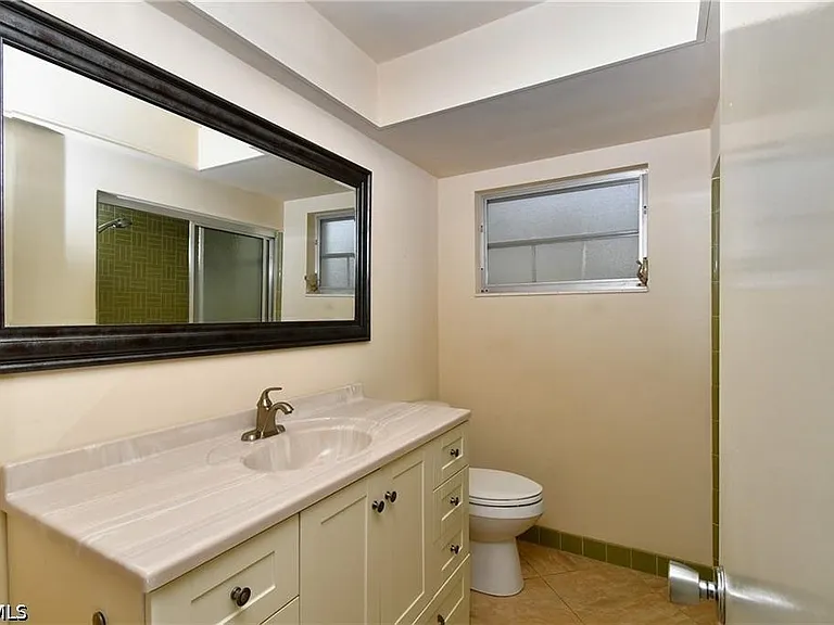 9 Park Lane Cir — Photo 19