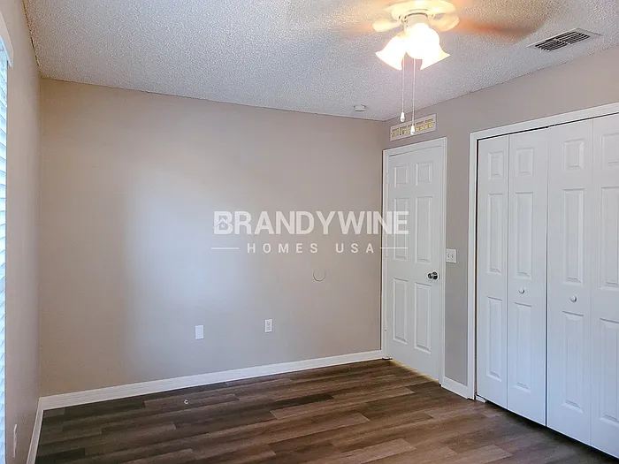 2564 Courtland Blvd — Photo 37