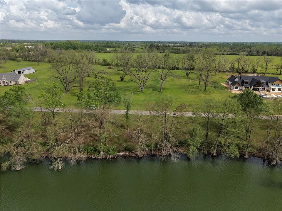 1st image of 529 Davis Lake Rd