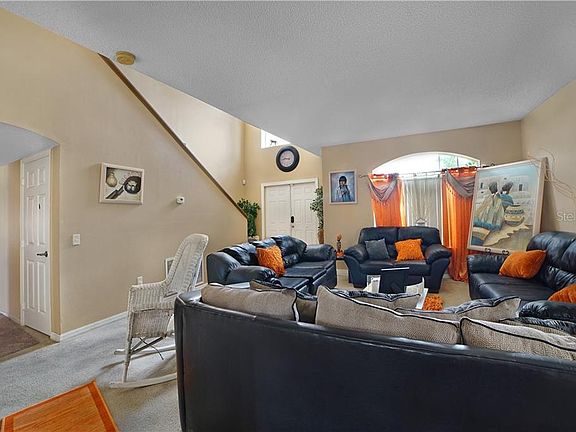 3rd image of 503 Finch Ln