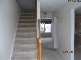 6650 Grove Ln, Cleveland, OH 44134