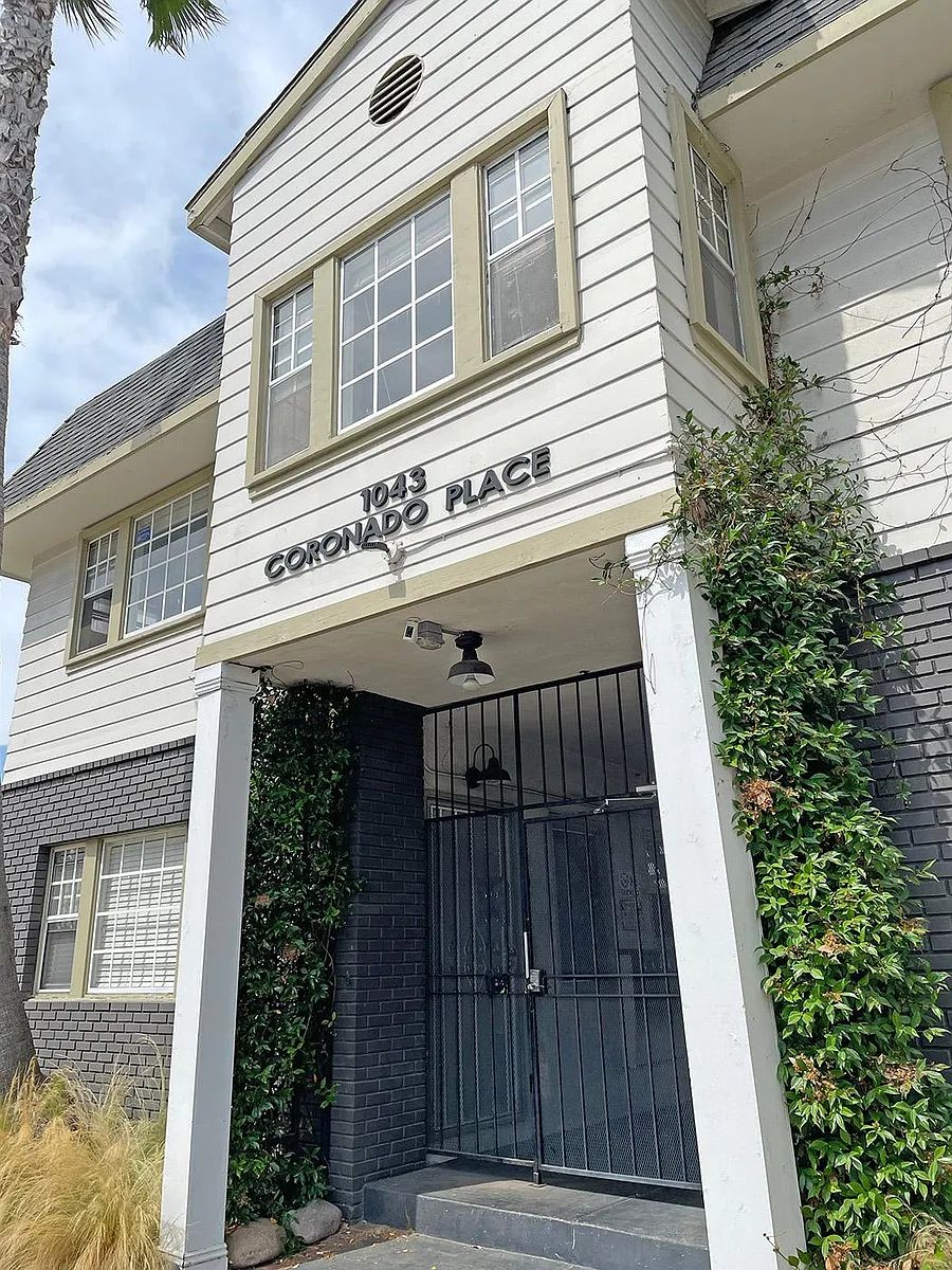 Building Photo - 1043 Coronado Ave #10