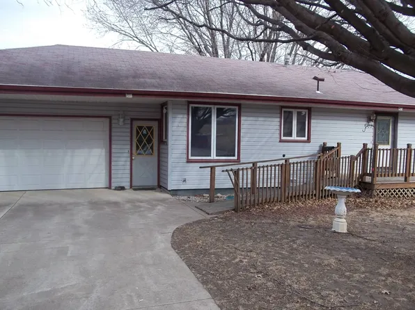 608 Stuart St, Wall Lake, IA 51466