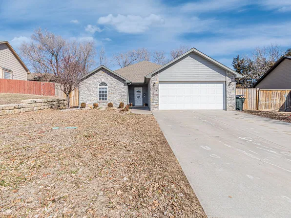 8763 William Dr, Manhattan, KS 66502