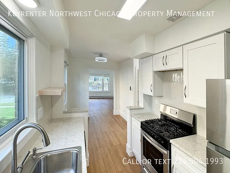 332 N Smith St #1 — Photo 3