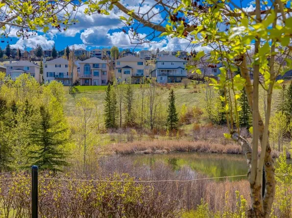 149 N Edgeridge Ter NW, Calgary, AB T3A 6C1